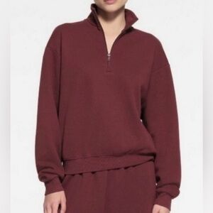 SKIMS💎Quarter Zip Fleece Pullover Sweatshirt Oxford Blood Burgundy Red Small EUC